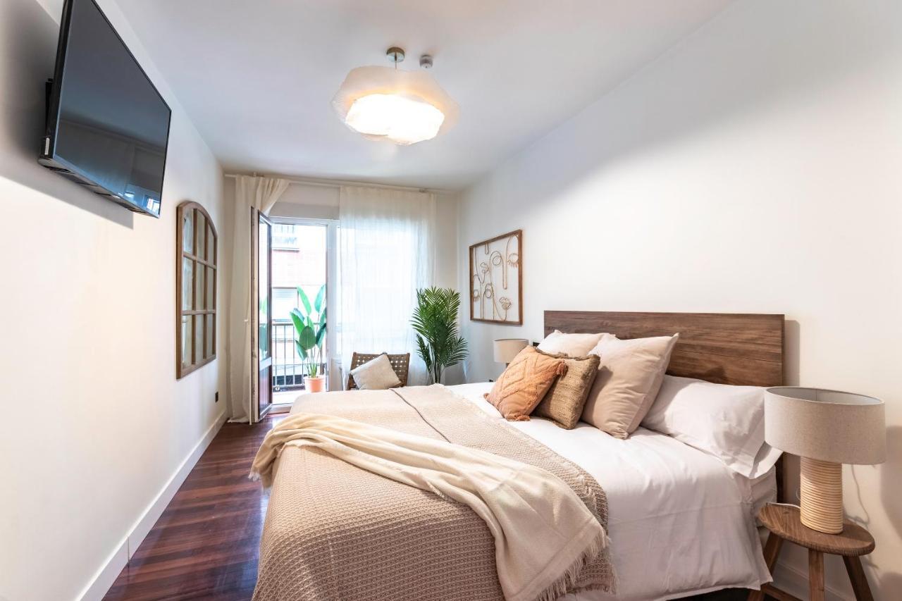 New! Lovely 4-Bedroom Loft In Bilbao Kültér fotó