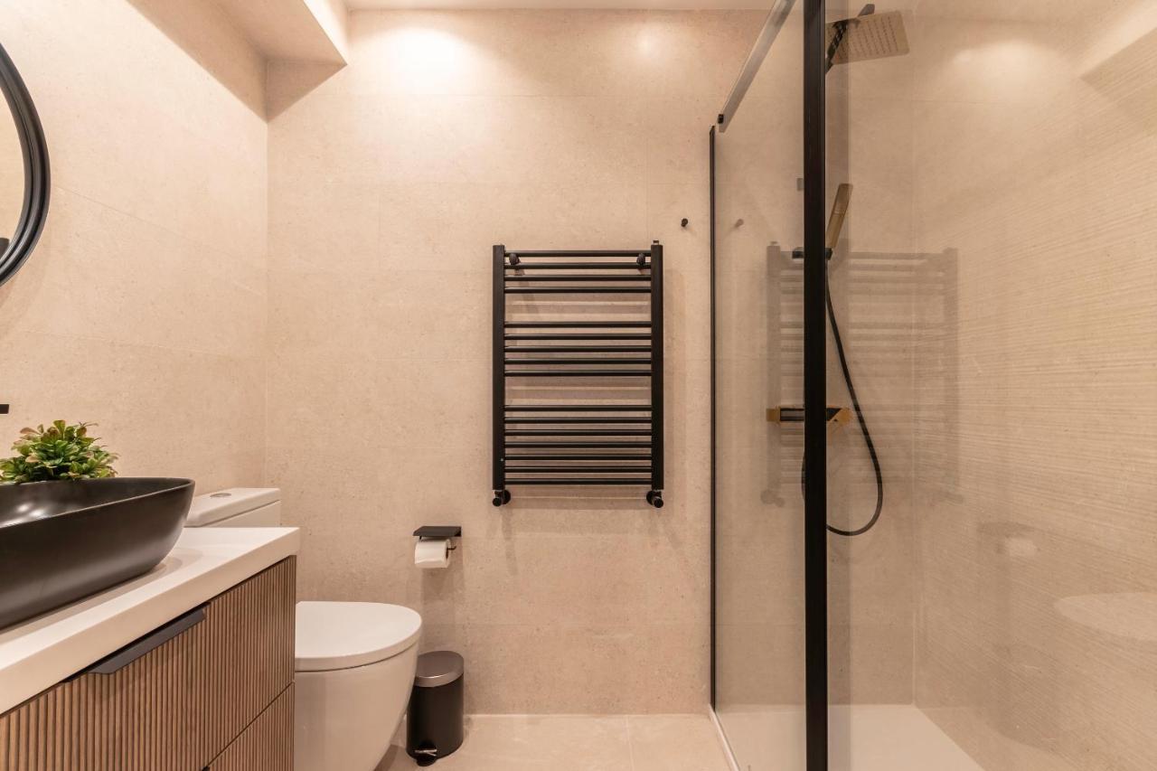 New! Lovely 4-Bedroom Loft In Bilbao Kültér fotó