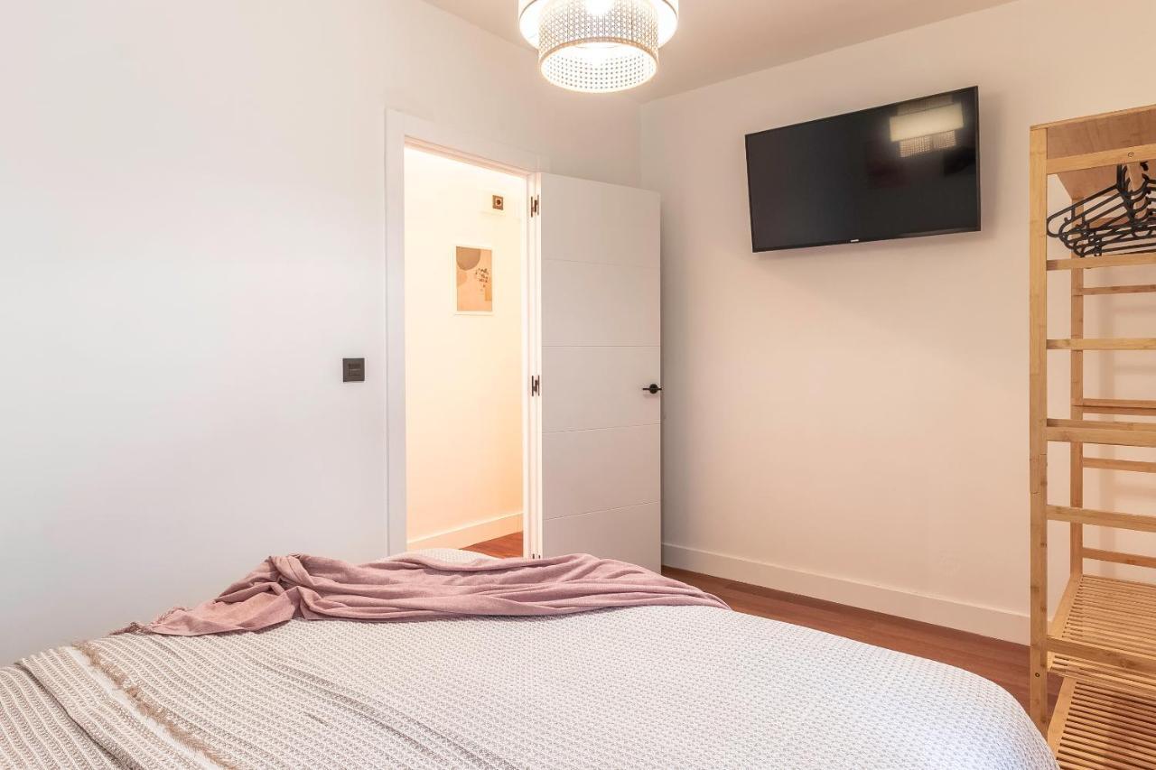 New! Lovely 4-Bedroom Loft In Bilbao Kültér fotó